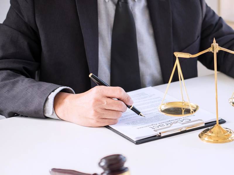 上海合同律师解析：何种情形下可依法退回定金