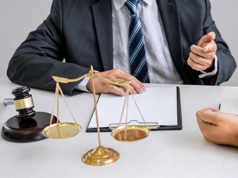上海合同法律师：贷款合同签了不放款，如何办理手续？