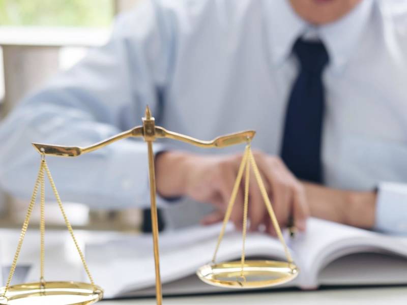 上海合同律师视角：权利瑕疵担保责任是否属于违约责任之探究